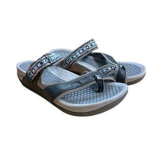 Baretraps Women's Deserae Slide Sandals Black White Blue Gray Size 8.5